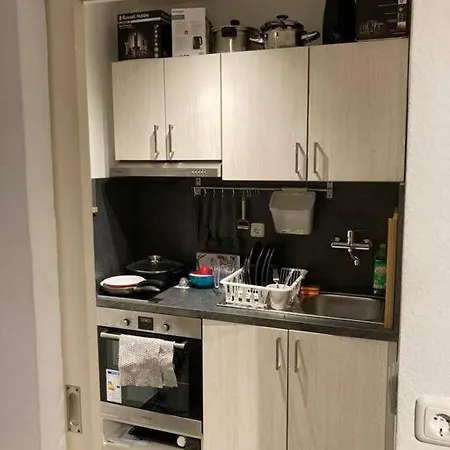 شقة Helle 2-zimmer Wohnung, Nicht Mehr Verfuegbar إرلانجن